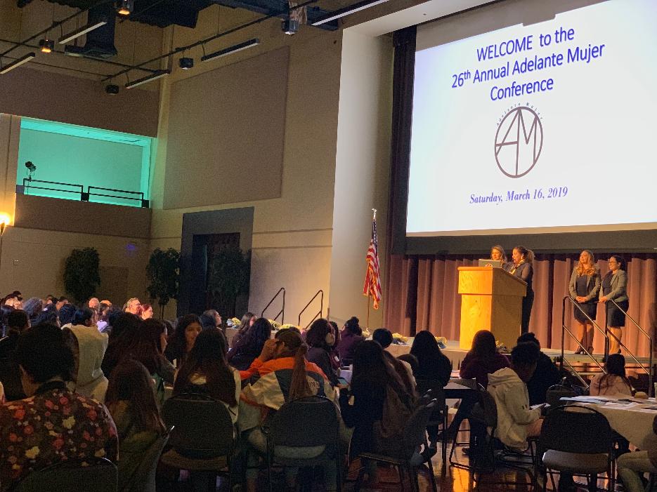2019 Adelante Mujer Attendees